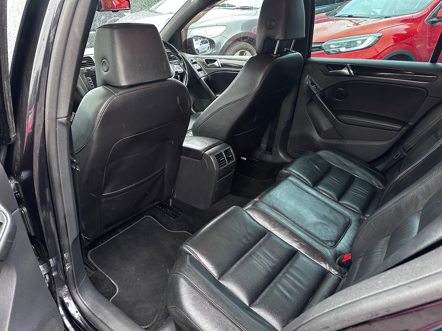 Used Volkswagen Golf 2010 for sale - 76175272: Photo 24