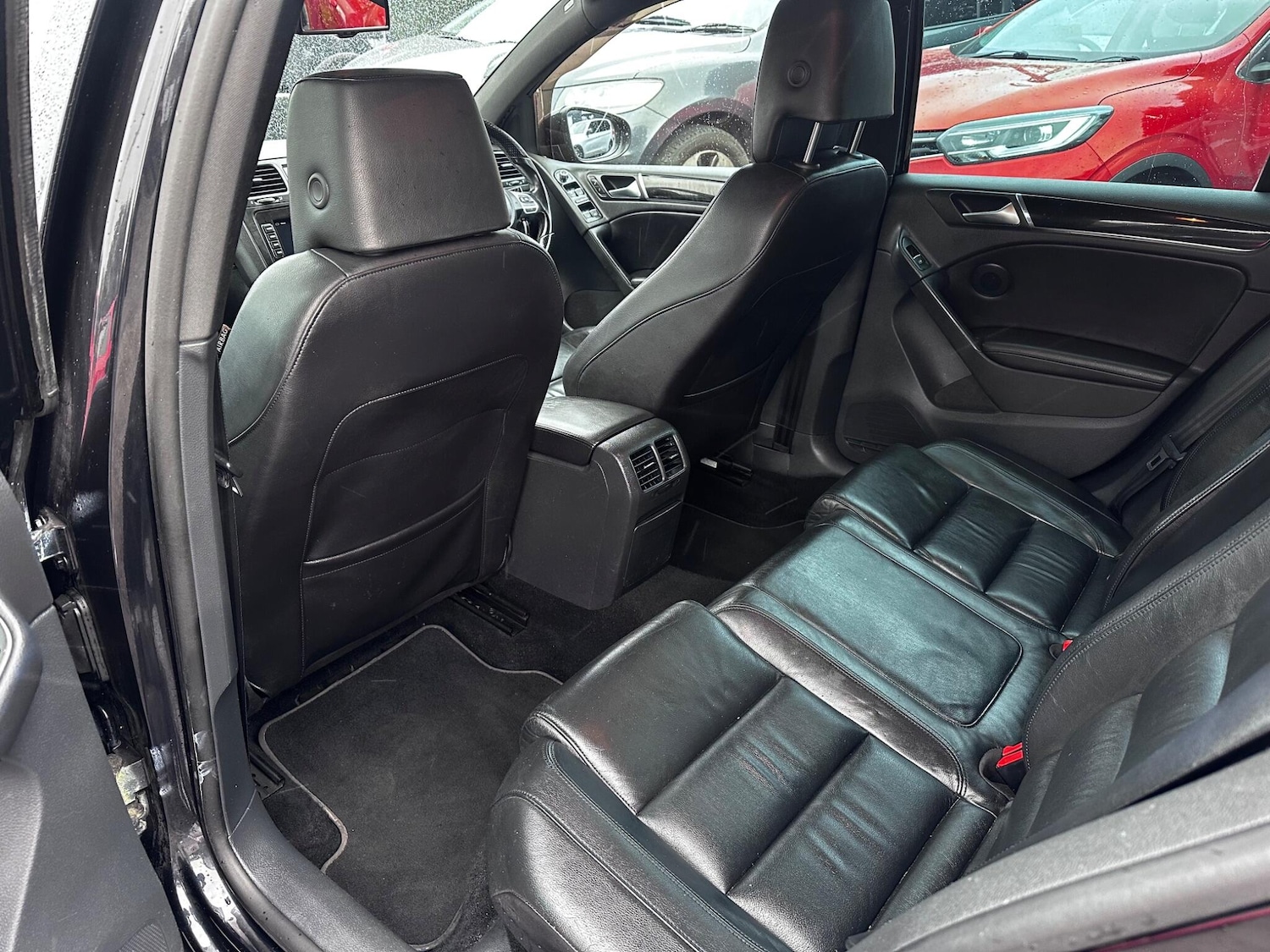 Used Volkswagen Golf 2010 for sale - 76175272: Photo 25