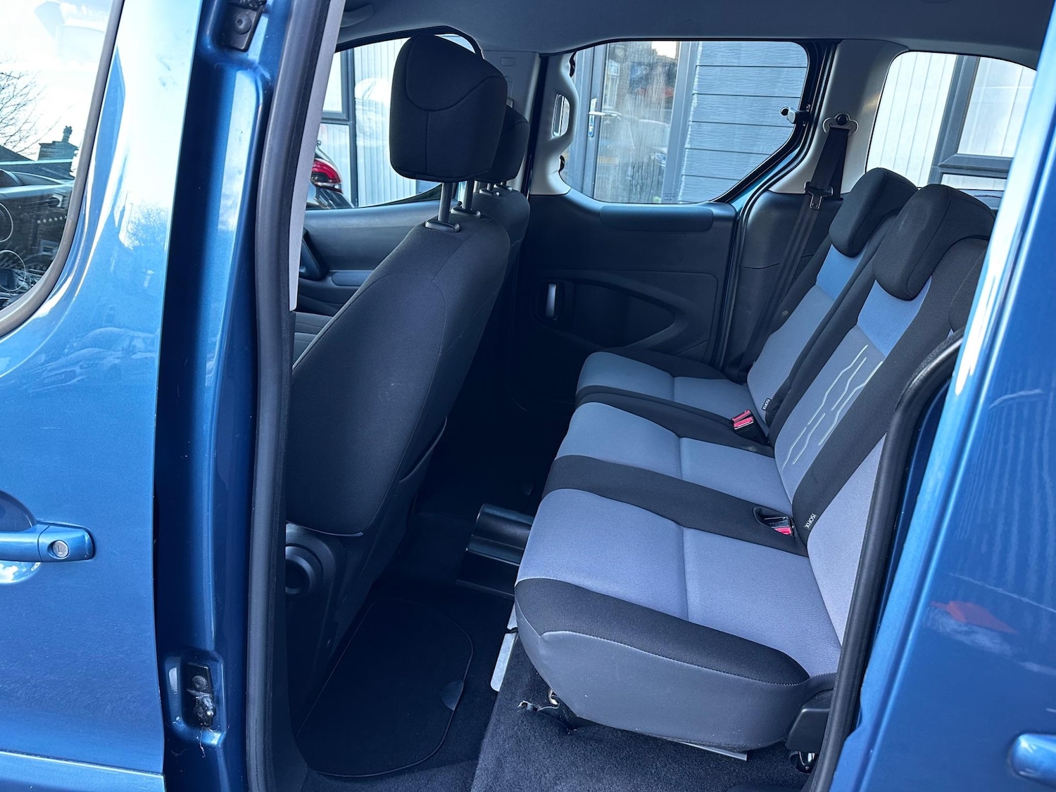 Vehicle 25