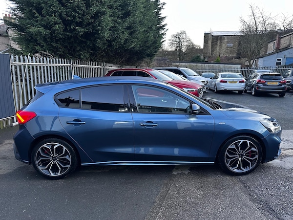 Used Ford Focus 2020 for sale - 76085014: Photo 13