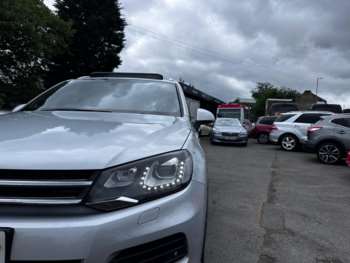 Used Volkswagen Touareg 2014 for sale - 75060829: Photo