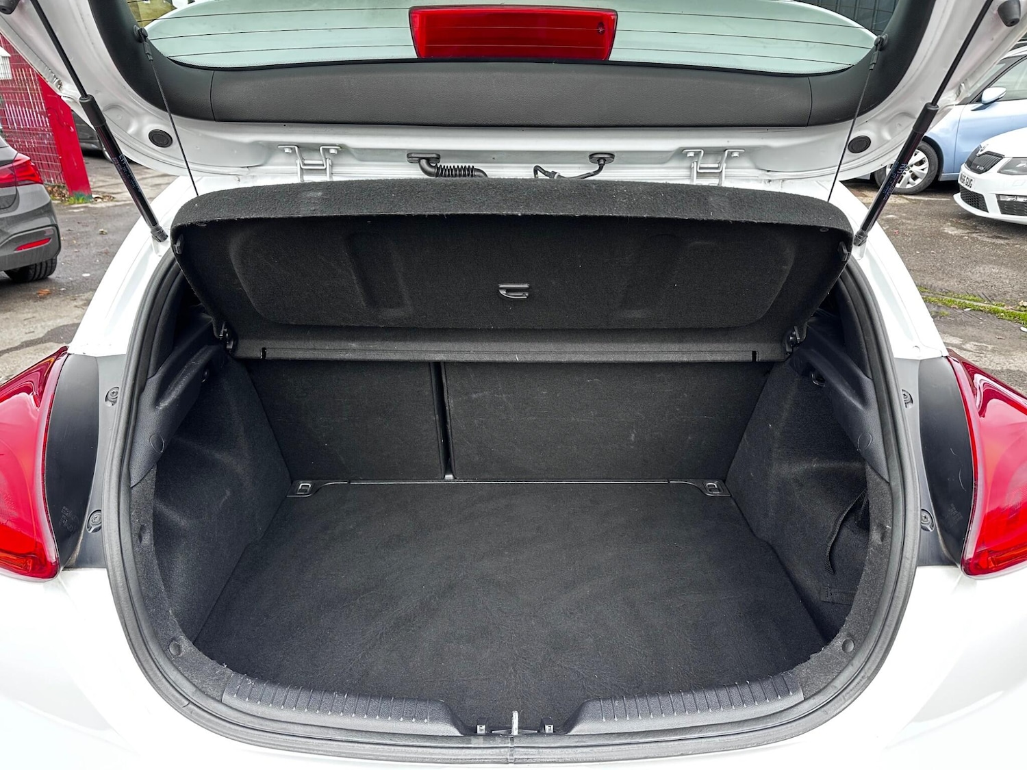 Used Kia Pro Ceed 2014 for sale - 76701598: Photo 11