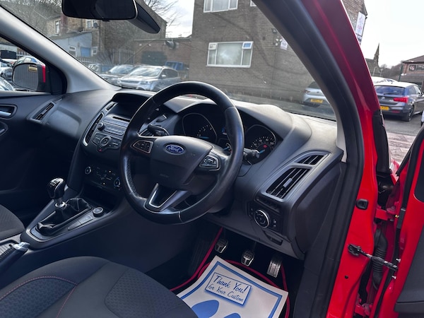 Used Ford Focus 2015 for sale - 76020661: Photo 15