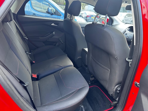 Used Ford Focus 2015 for sale - 76020661: Photo 18