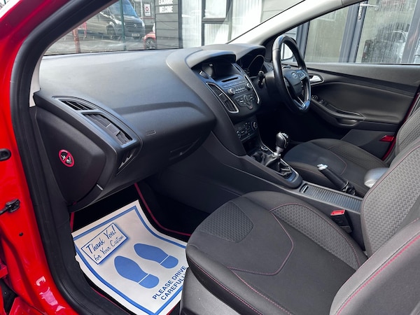 Used Ford Focus 2015 for sale - 76020661: Photo 22
