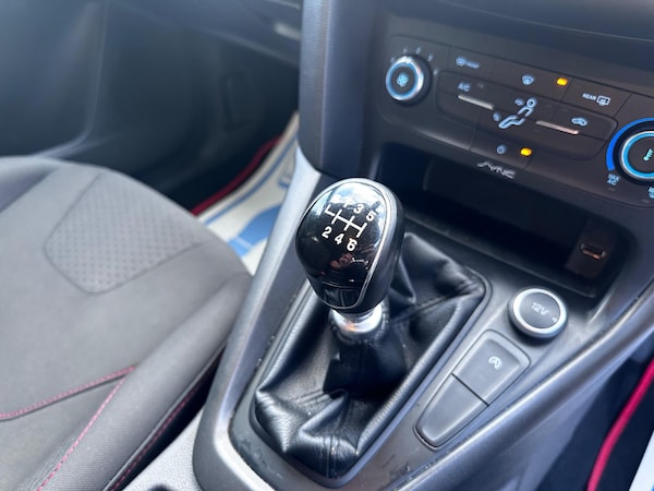 Used Ford Focus 2015 for sale - 76020661: Photo 29