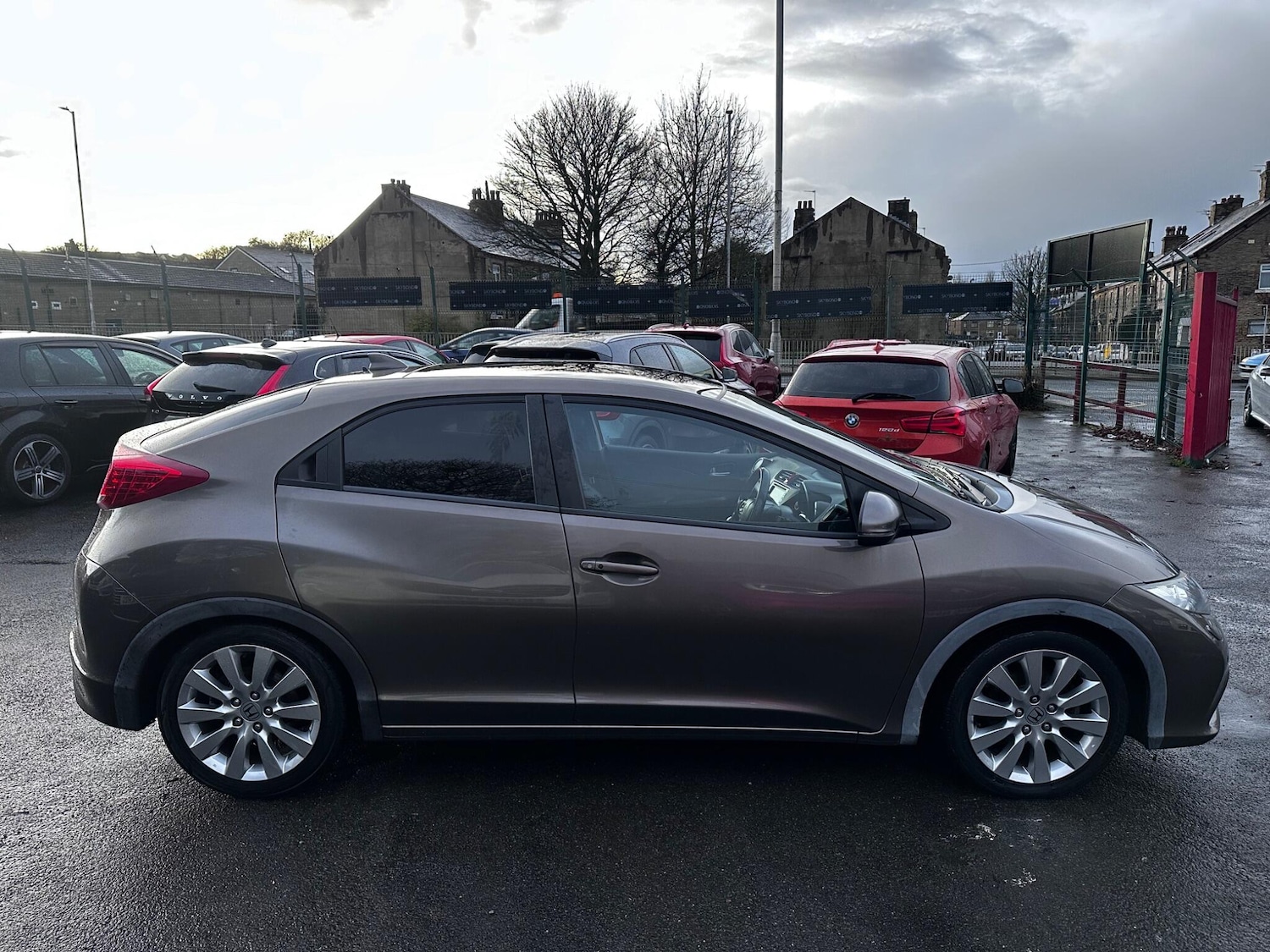 Used Honda Civic 2012 for sale - 76620320: Photo 12