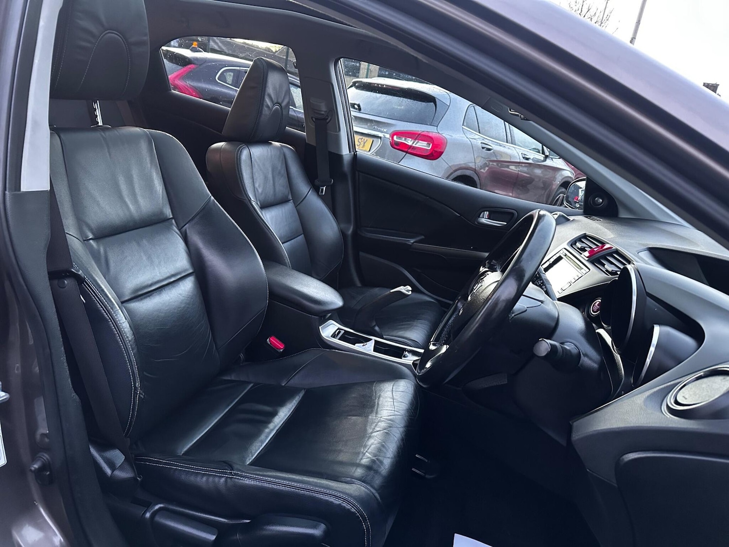 Used Honda Civic 2012 for sale - 76620320: Photo 17