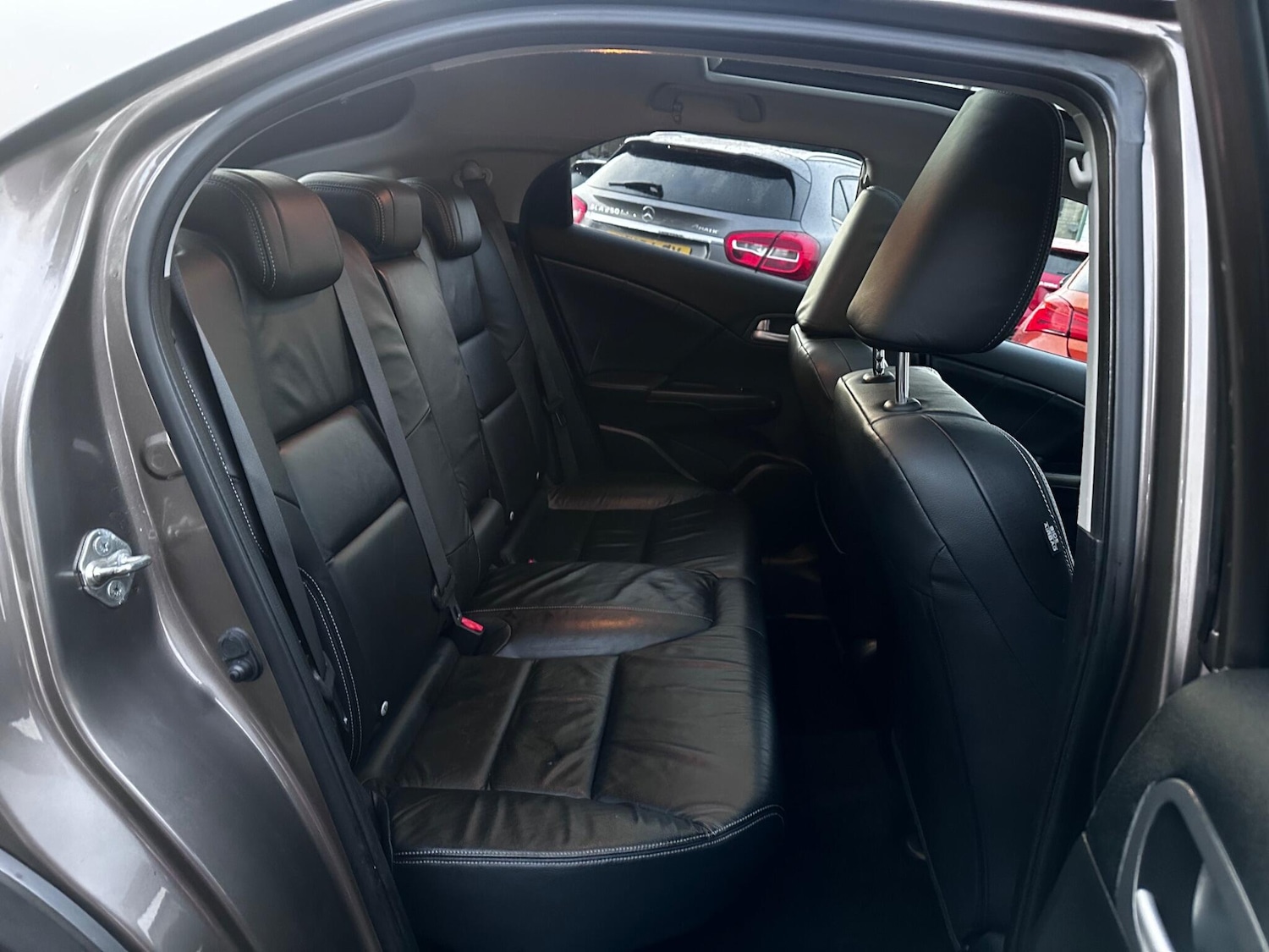 Used Honda Civic 2012 for sale - 76620320: Photo 20