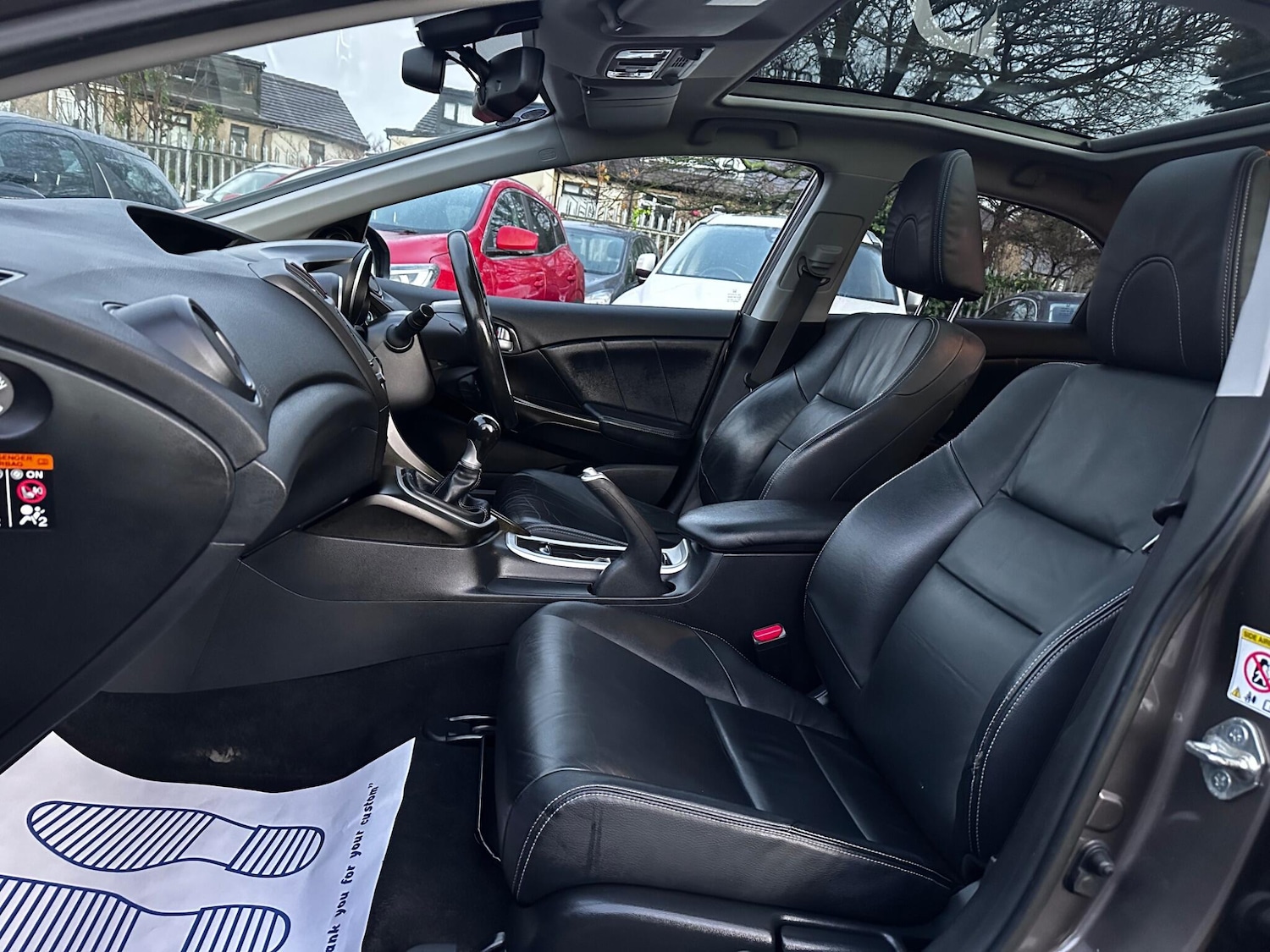 Used Honda Civic 2012 for sale - 76620320: Photo 25