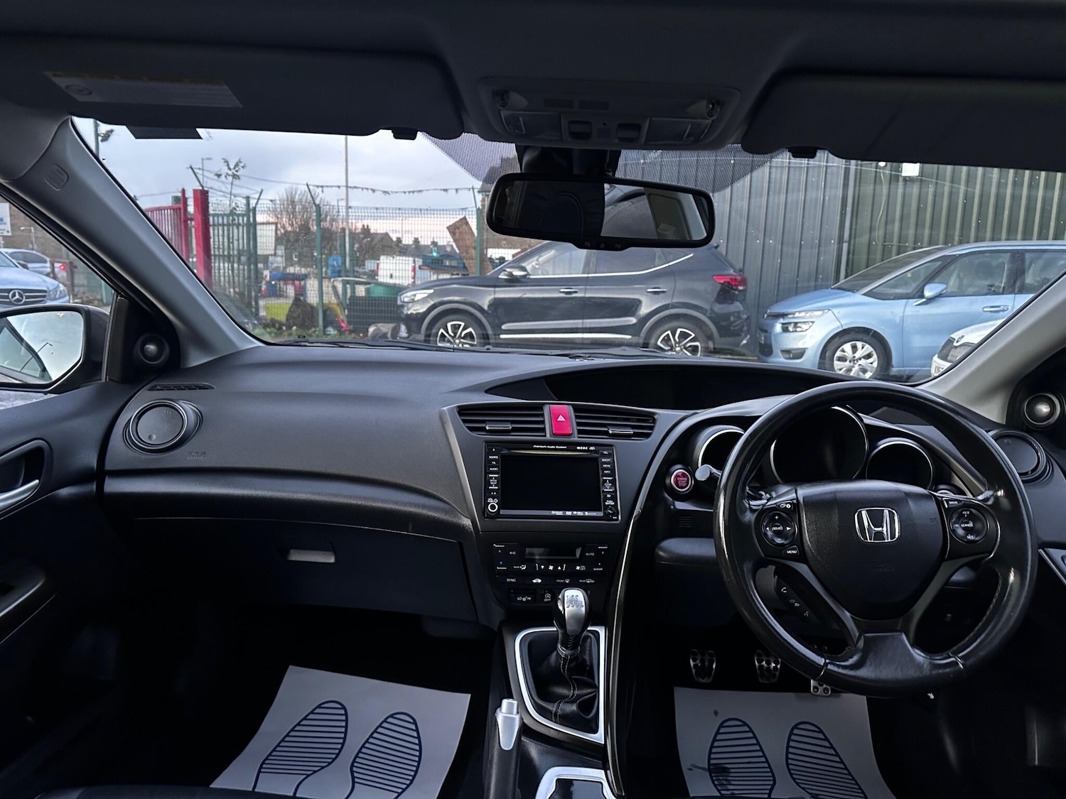 Used Honda Civic 2012 for sale - 76620320: Photo 26