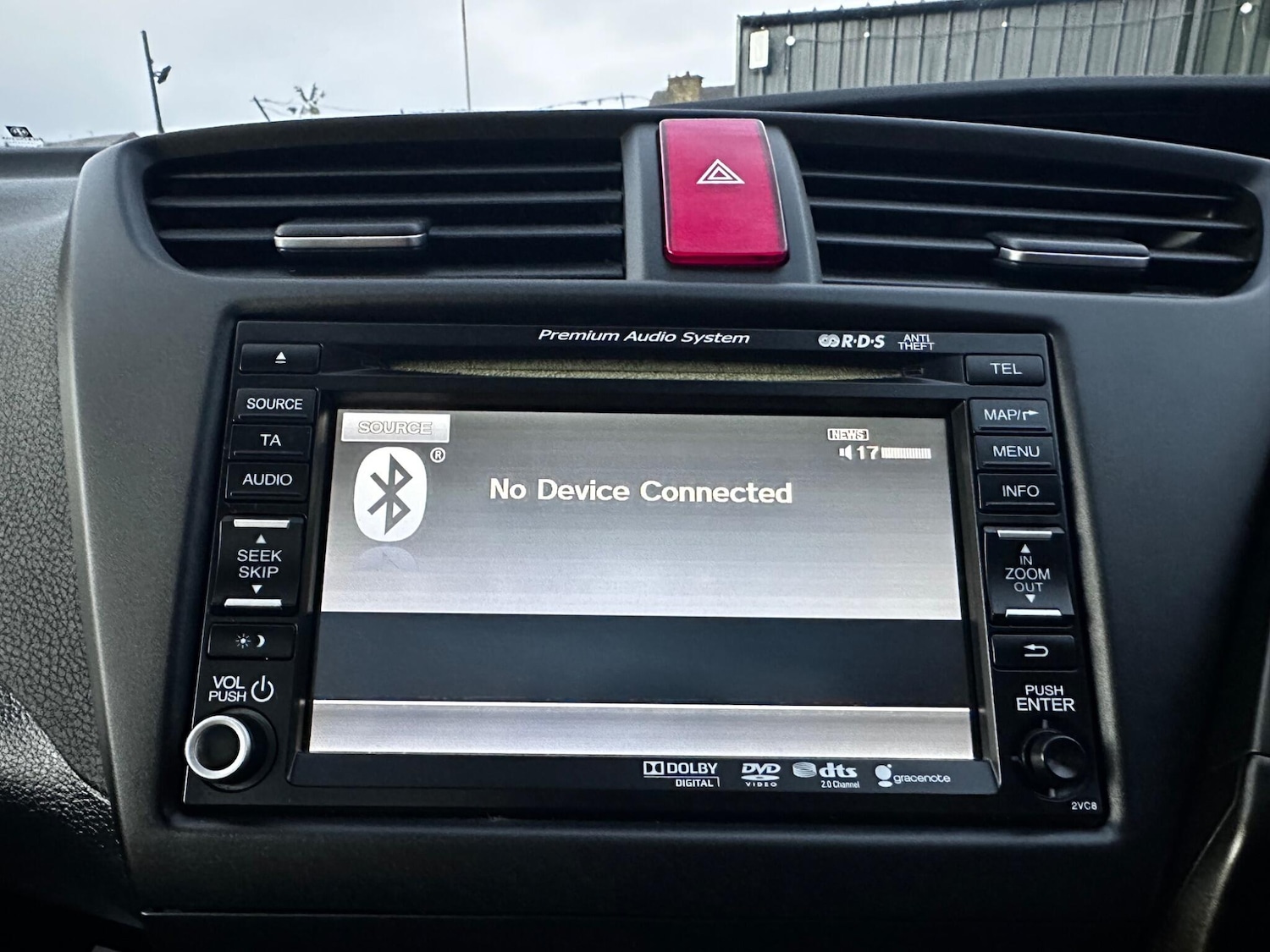 Used Honda Civic 2012 for sale - 76620320: Photo 31