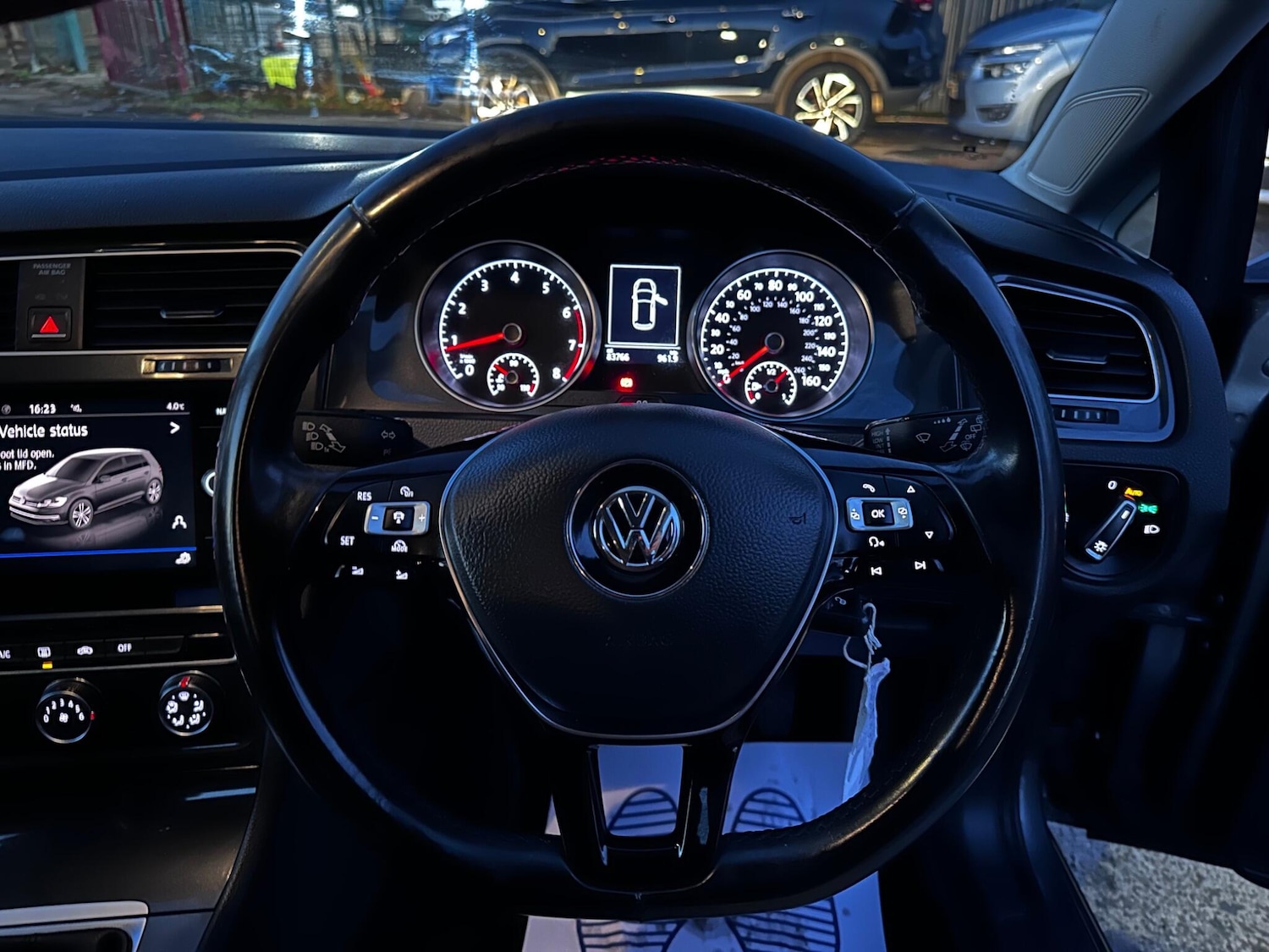 Used Volkswagen Golf 2017 for sale - 77598534: Photo 23