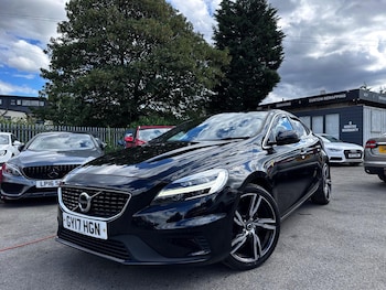 Used Volvo V40 2017 for sale - 75768829: Photo