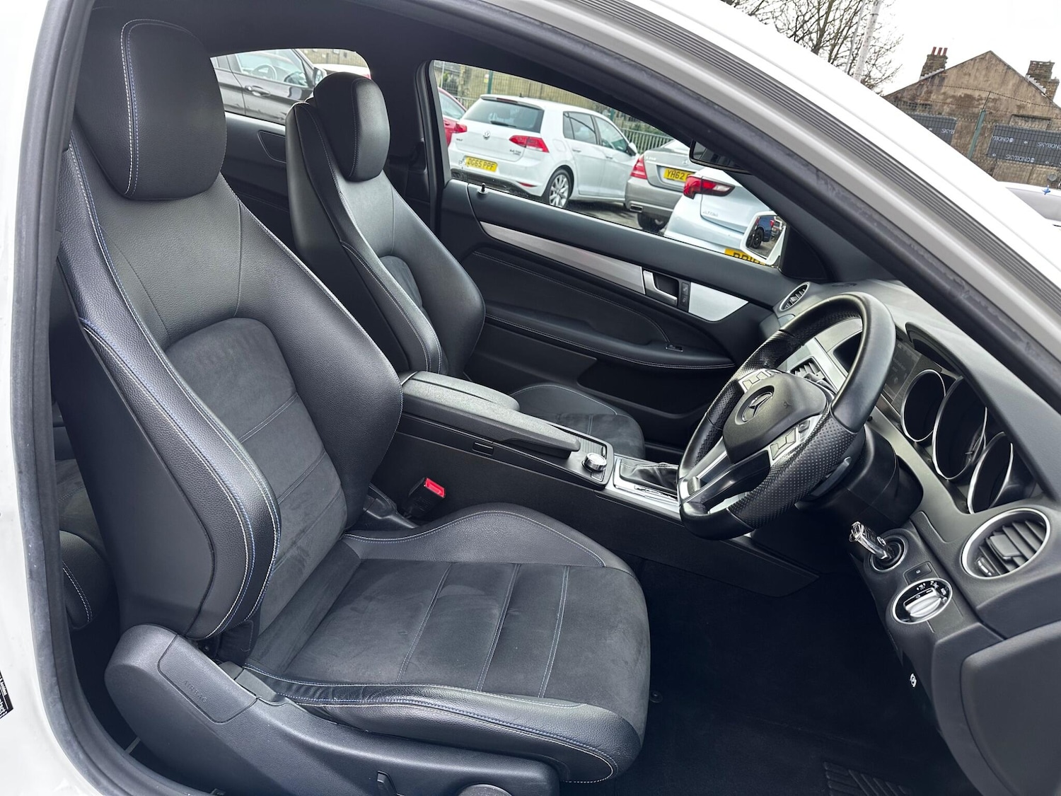 Used Mercedes-Benz C Class 2015 for sale - 77559094: Photo 18