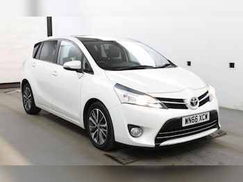 Used Toyota Verso 2016 for sale - 79248419: Photo