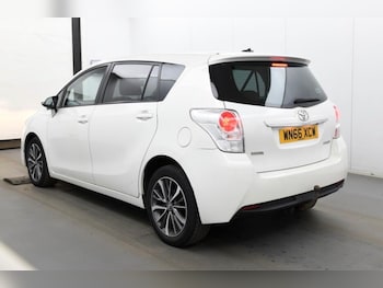 Used Toyota Verso 2016 for sale - 79248419: Photo