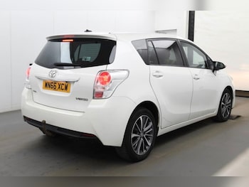 Used Toyota Verso 2016 for sale - 79248419: Photo