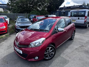 Used Toyota Yaris 2014 for sale - 75720349: Photo