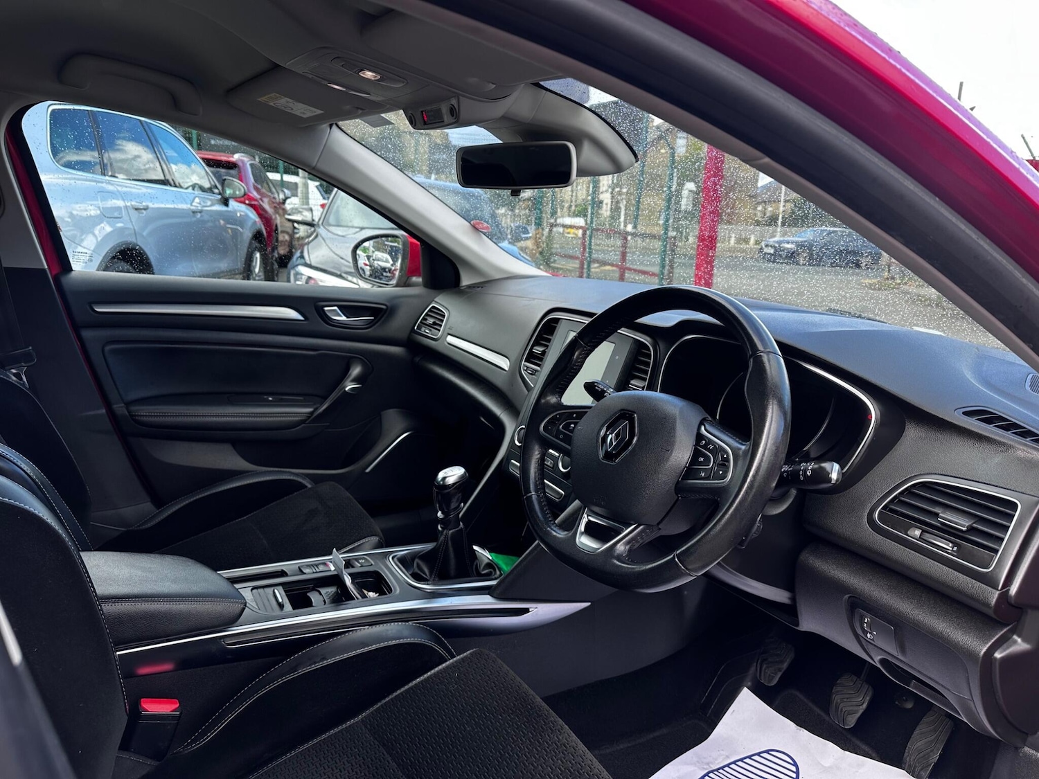 Used Renault Megane 2017 for sale - 77054138: Photo 15