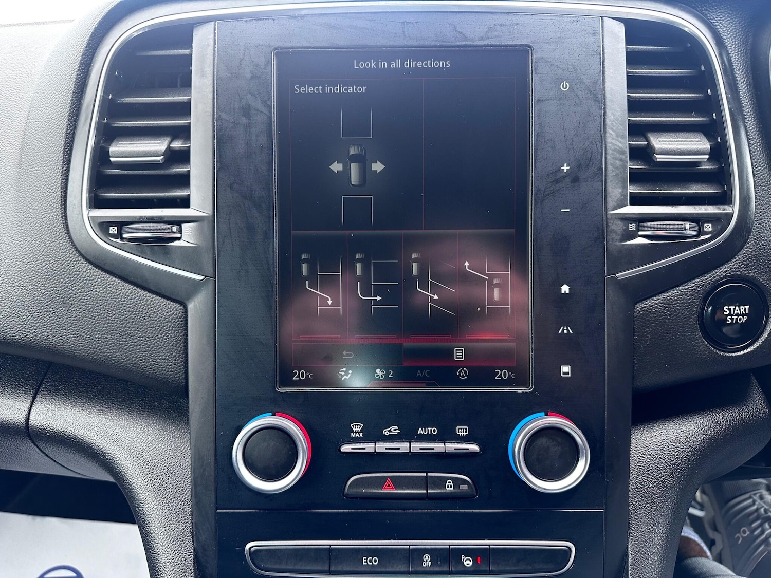 Used Renault Megane 2017 for sale - 77054138: Photo 26