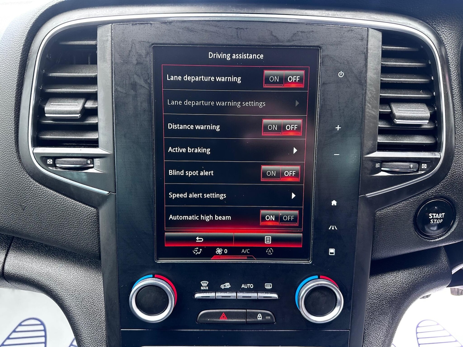 Used Renault Megane 2017 for sale - 77054138: Photo 29