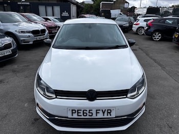 Used Volkswagen Polo 2015 for sale - 75838990: Photo