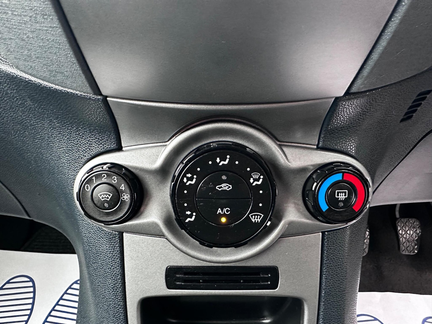 Used Ford Fiesta 2009 for sale - 76689308: Photo 23