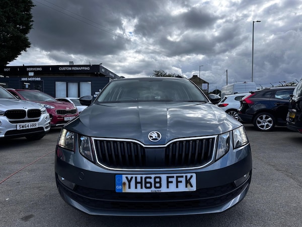 Used Skoda Octavia 2018 for sale - 75782136: Photo 4
