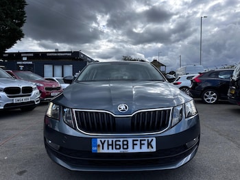 Used Skoda Octavia 2018 for sale - 75782136: Photo