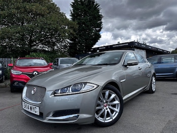 Used Jaguar XF 2014 for sale - 75781990: Photo