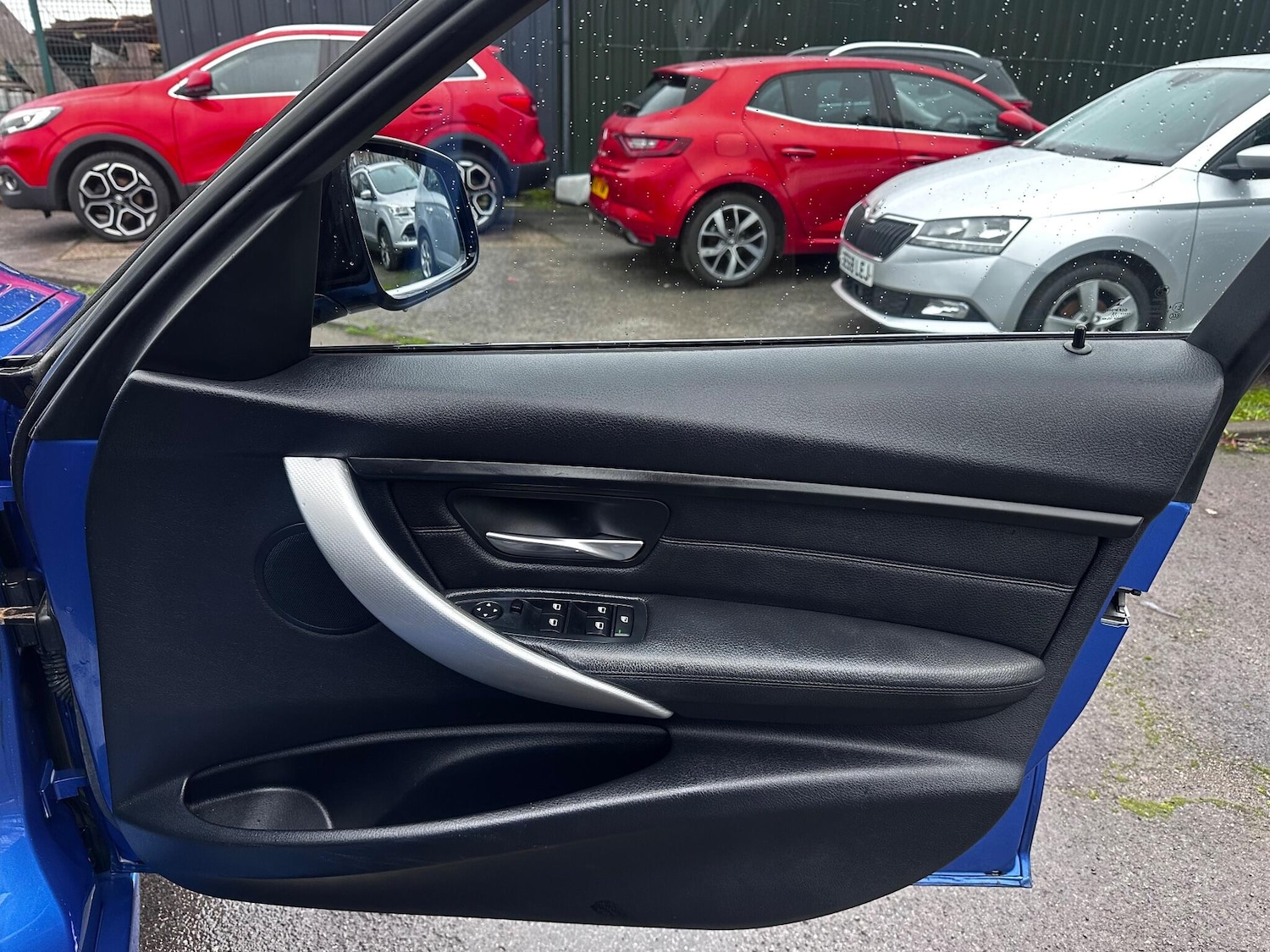 Used BMW 3 Series for sale - 76996932: Photo 16