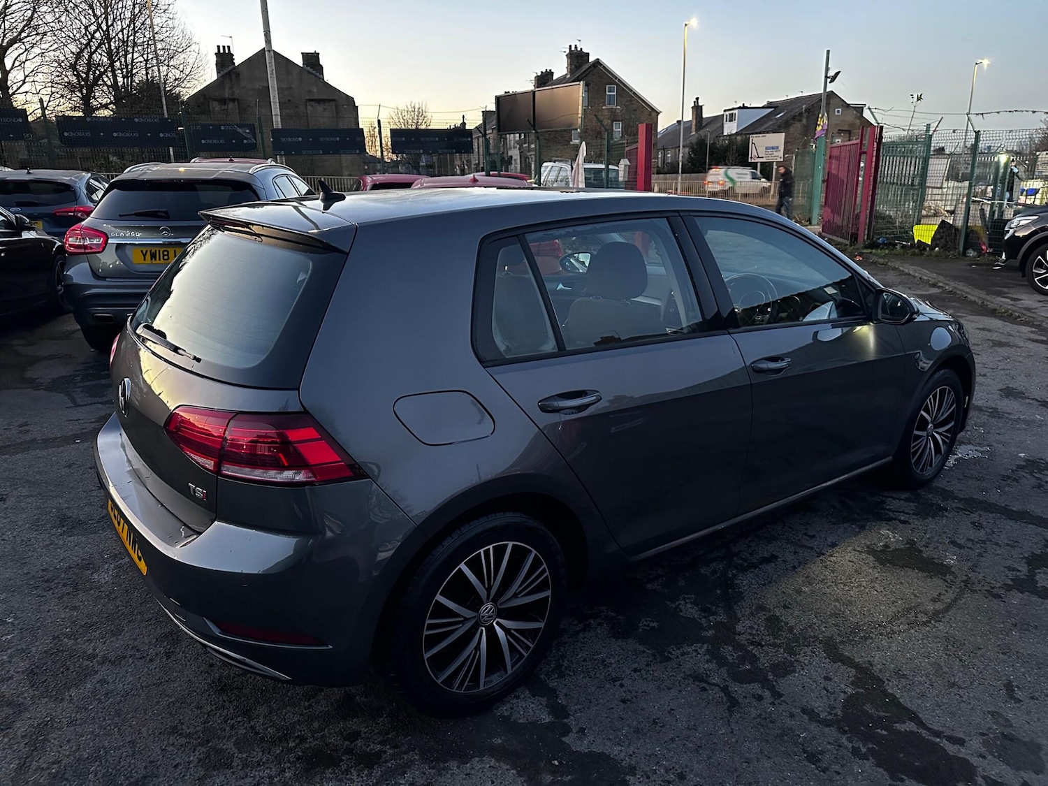 Used Volkswagen Golf for sale - 76701712: Photo 10