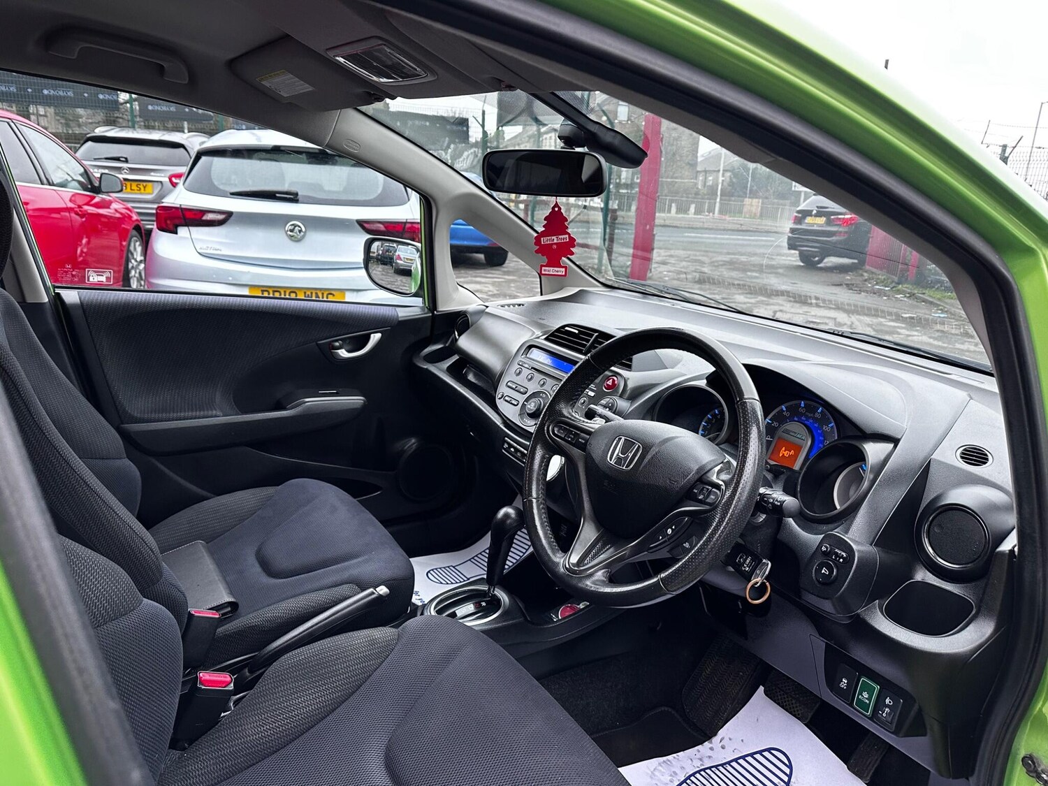 Used Honda Jazz 2012 for sale - 77455563: Photo 15