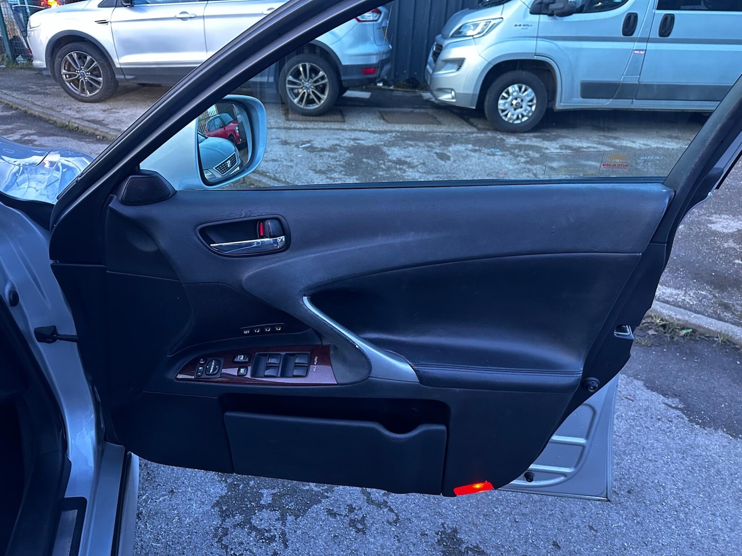 Used Lexus IS 2006 for sale - 77585600: Photo 12