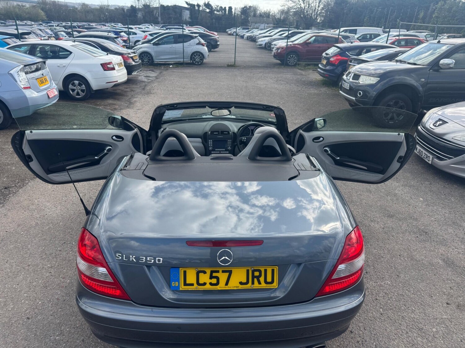 Used Mercedes-Benz SLK 2007 for sale - 77839288: Photo 12