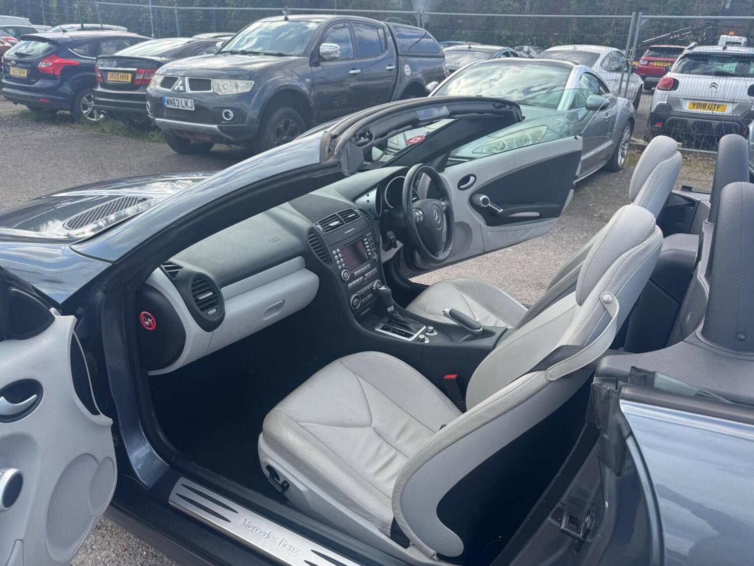 Used Mercedes-Benz SLK 2007 for sale - 77839288: Photo 24