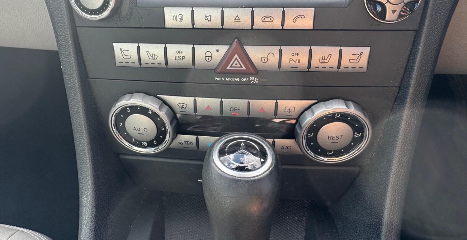 Used Mercedes-Benz SLK 2007 for sale - 77839288: Photo 27