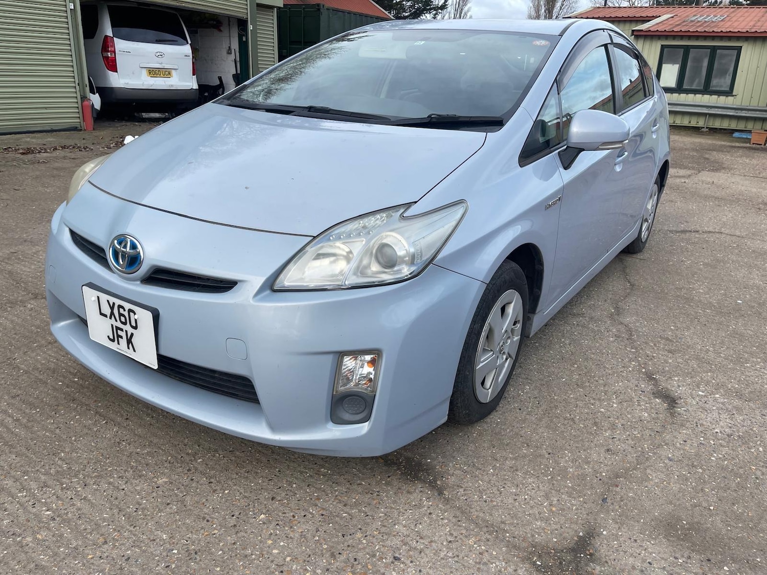 Used Toyota Prius 2023 for sale - 76953440: Photo 3