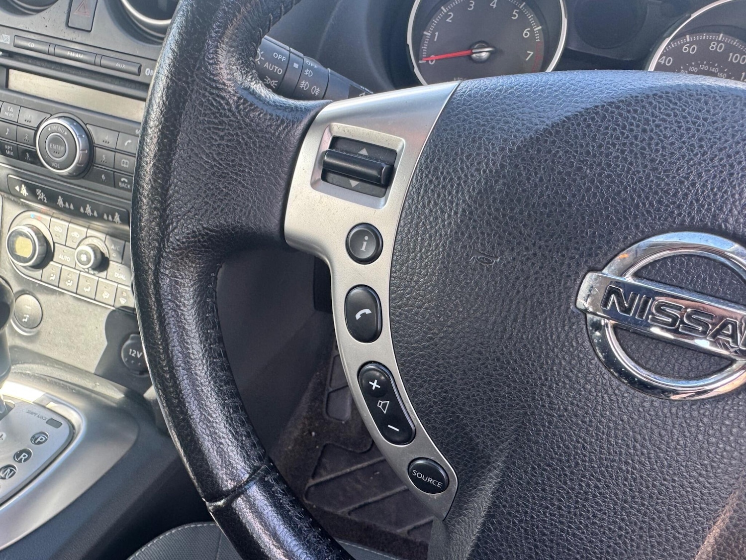 Used Nissan Qashqai 2009 for sale - 77882322: Photo 26