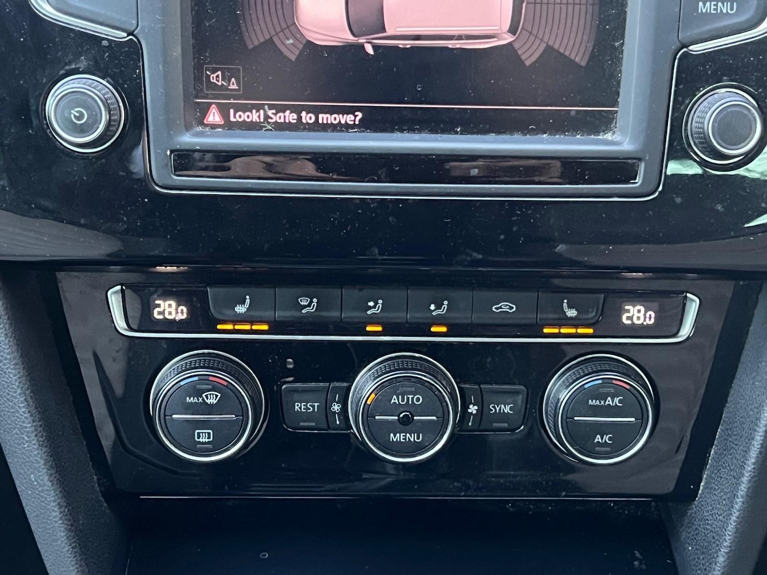 Used Volkswagen Passat 2016 for sale - 77939474: Photo 22