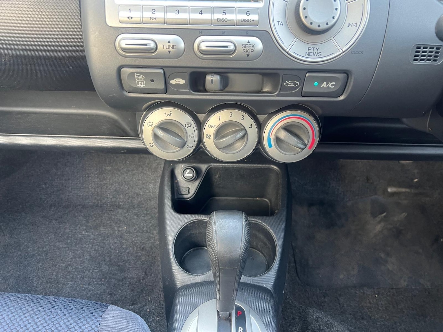 Used Honda Jazz 2007 for sale - 77315154: Photo 24