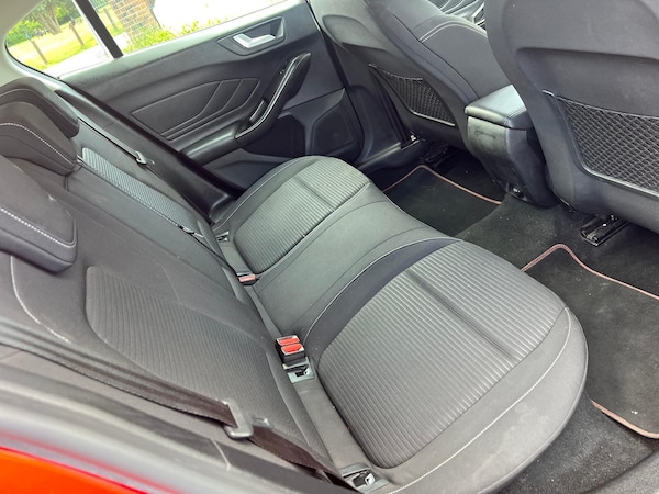 Used Ford Focus 2018 for sale - 74850397: Photo 14