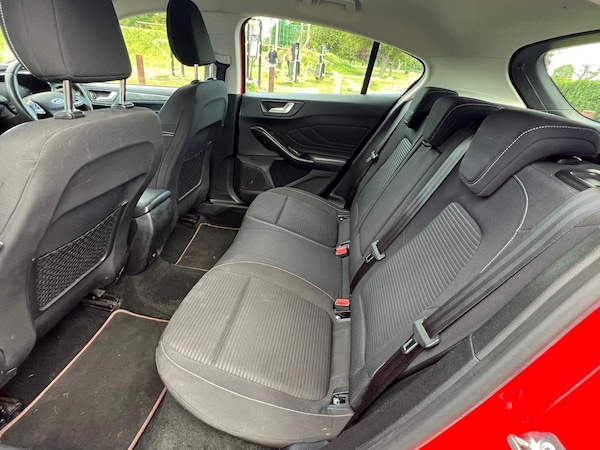 Used Ford Focus 2018 for sale - 74850397: Photo 16