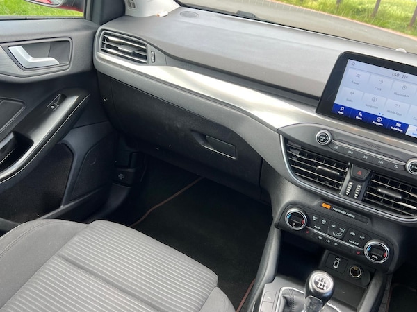 Used Ford Focus 2018 for sale - 74850397: Photo 23