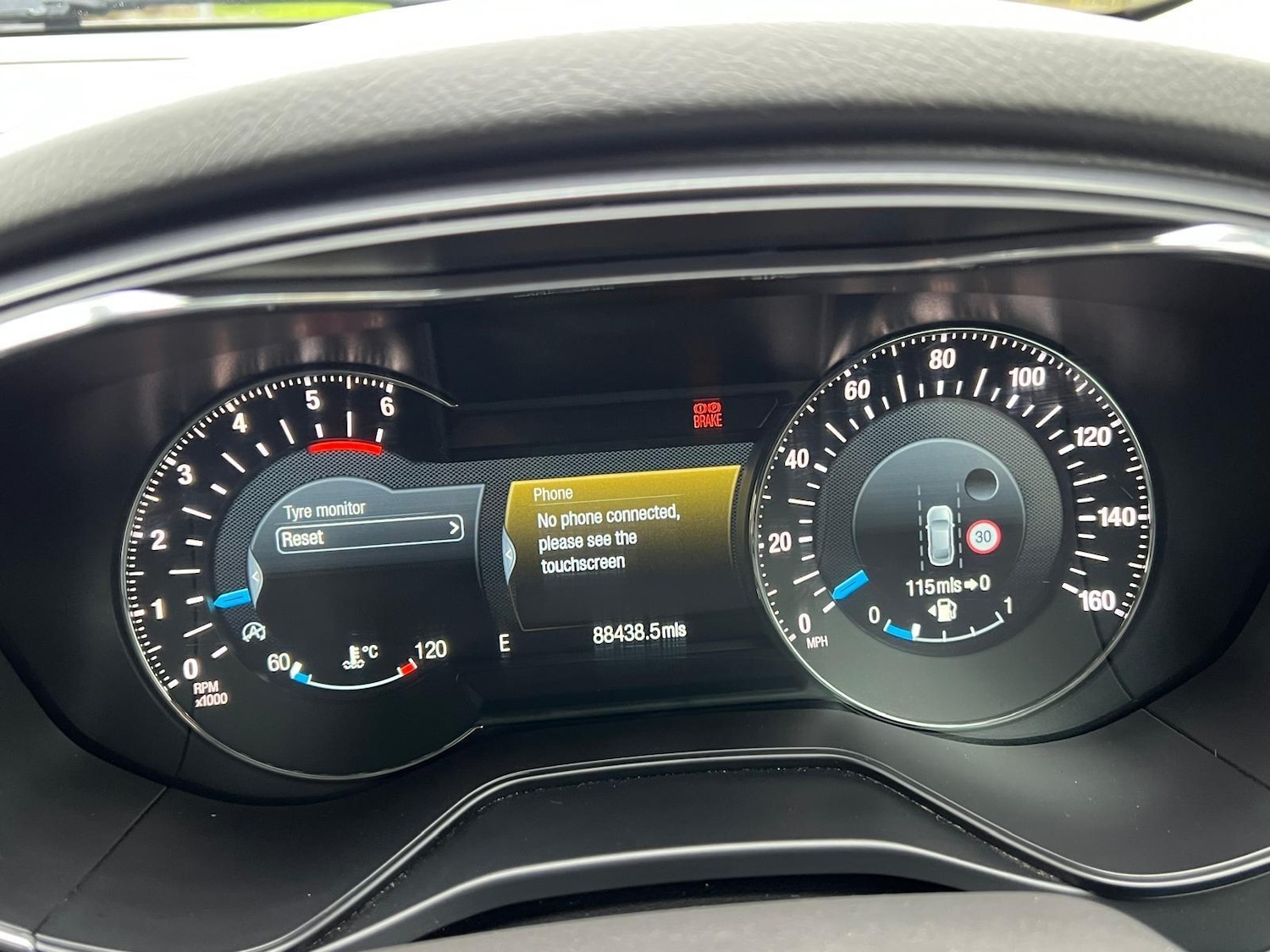 Used Ford Mondeo 2015 for sale - 77710479: Photo 27