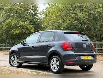 Used Volkswagen Polo 2017 for sale - 79688458: Photo