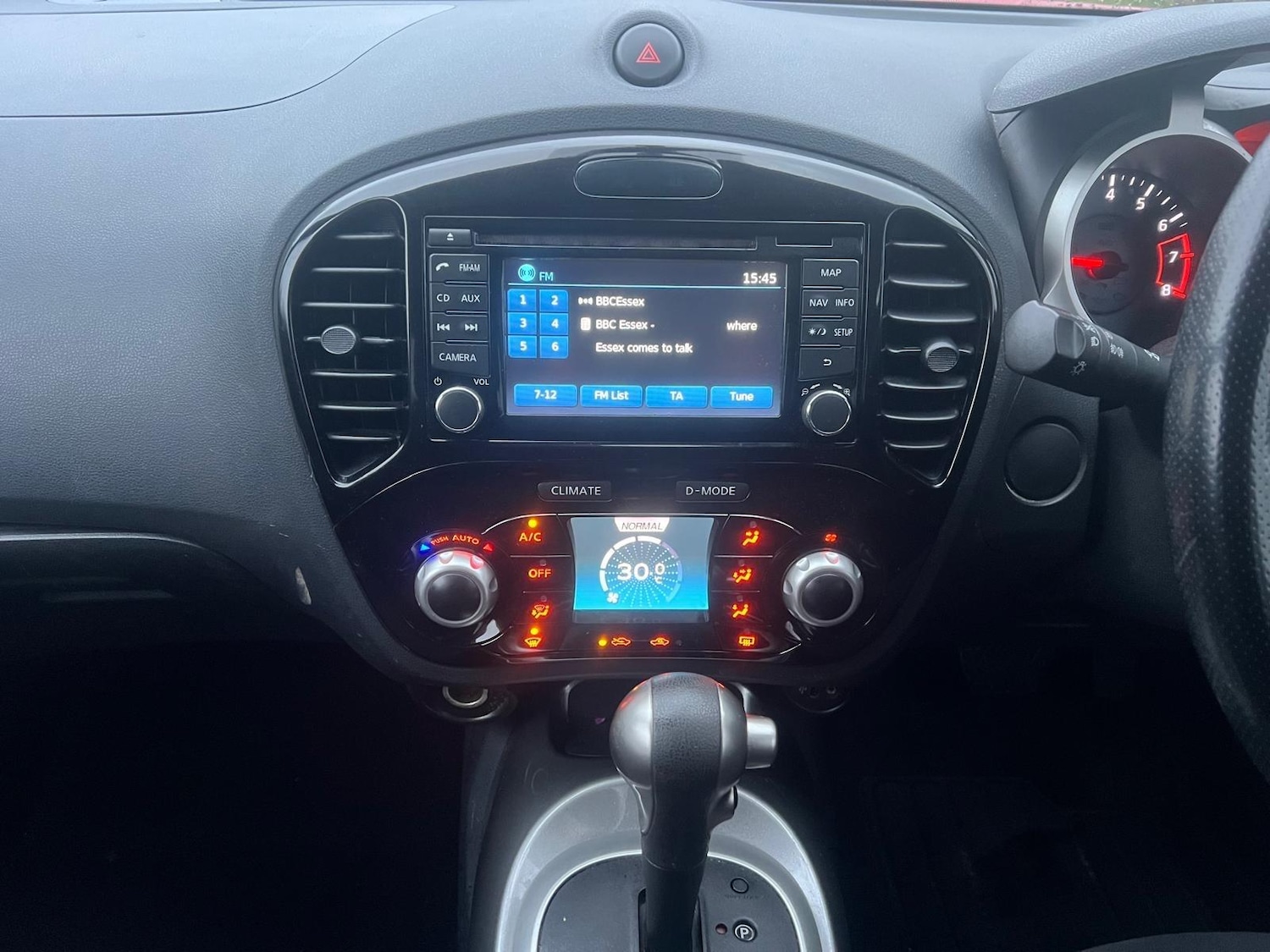 Used Nissan Juke 2013 for sale - 77163130: Photo 17