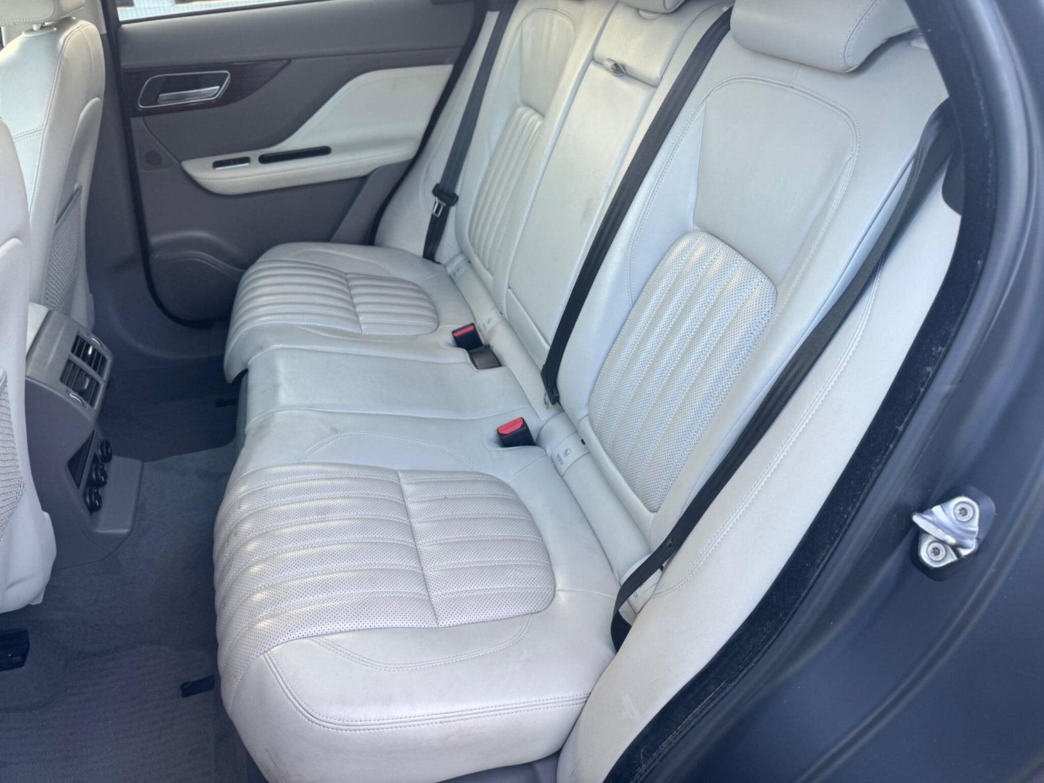 Used Jaguar F-Pace for sale - 77268105: Photo 31