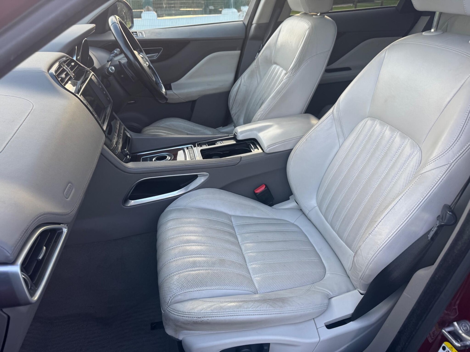 Used Jaguar F-Pace for sale - 77268105: Photo 33